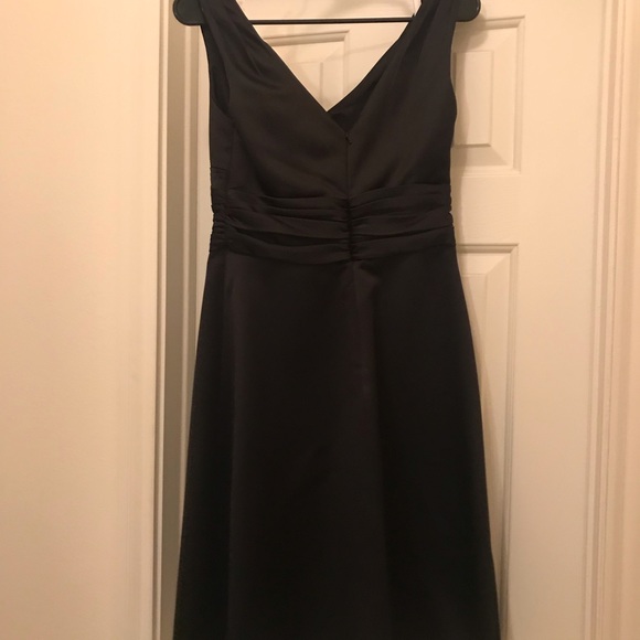 Bridesmaids Dress. - Picture 2 of 3